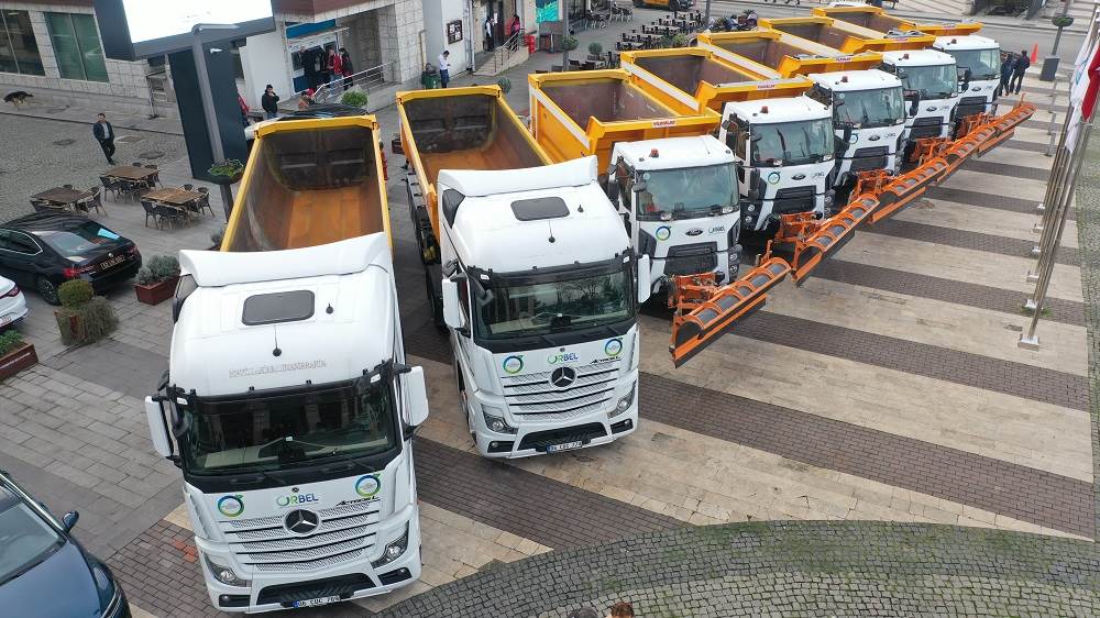 BÜYÜKŞEHİR 4 YILDA 215 İŞ MAKİNESİ SATIN ALDI